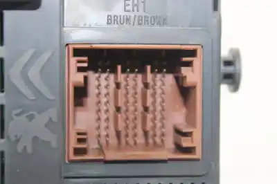 Peça sobressalente para automóvel em segunda mão caixa de fusíveis e relés por peugeot 208 access referências oem iam 4570  