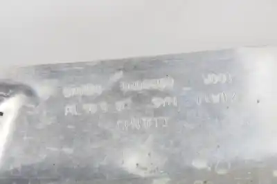 Peça sobressalente para automóvel em segunda mão molduras traseiras por microcar smart  referências oem iam 4566  