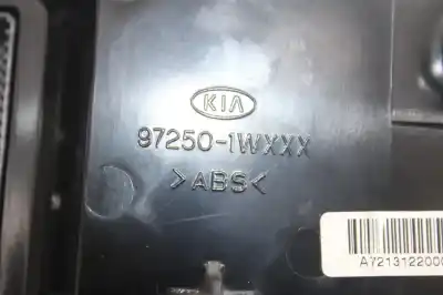 Peça sobressalente para automóvel em segunda mão comando de sofagem (chauffage / ar condicionado) por kia rio concept referências oem iam 972501wxxx  