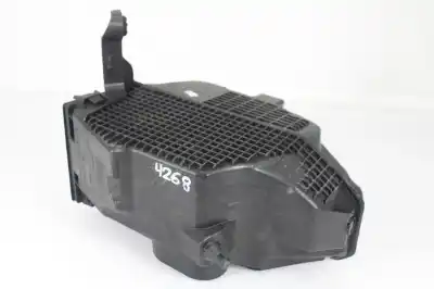 Tweedehands auto-onderdeel LUCHTFILTER voor RENAULT CAPTUR  OEM IAM-referenties 165001258R  