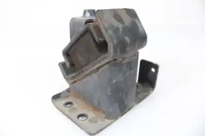Second-hand car spare part right engine support for ssangyong rodius xdi limited oem iam references 2075021b00  