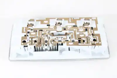 Second-hand car spare part interior light for opel astra j lim. selective oem iam references 316627975  