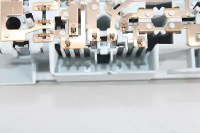 Second-hand car spare part interior light for opel astra j lim. selective oem iam references 316627975  