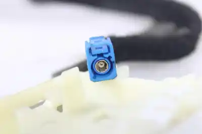 Pezzo di ricambio per auto di seconda mano antenna per renault clio iv (bh_) 1.2 16v (bha1, bhak, bhmg, bhmk) riferimenti oem iam 259752753r  