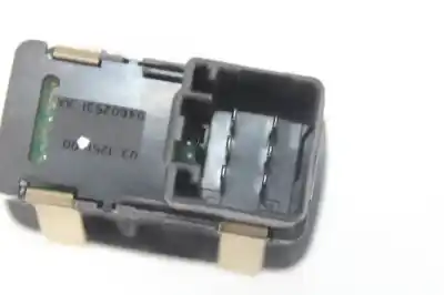 Second-hand car spare part rear right power window switch for dodge nitro 2.8 crd oem iam references 04602531aa  
