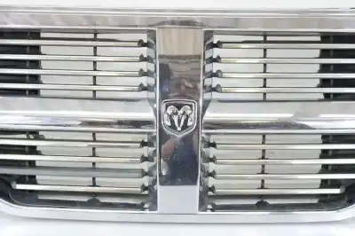 Second-hand car spare part front grille for dodge nitro 2.8 crd oem iam references 5kh12trmae  