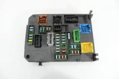 Автозапчасти б/у БЛОК РЕЛЕ/ПРЕДОХРАНИТЕЛЕЙ за CITROEN C4 II (NC_)  ссылки OEM IAM 966554748000  