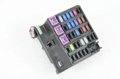 Second-hand car spare part fuse box unit for mazda 3 lim. (bl) sportive oem iam references 