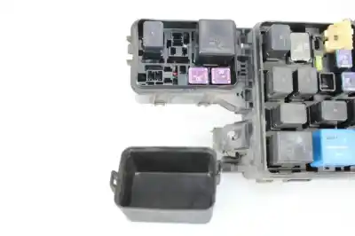 Second-hand car spare part fuse box unit for mazda 3 lim. (bl) sportive oem iam references bbp866761  
