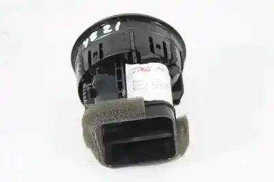 Автозапчасти б/у аэрационная решетка за audi a3 (8v1, 8vk) 1.6 tdi ссылки oem iam 8v0820901  