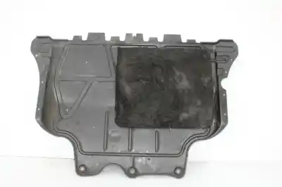 Автозапчасти б/у защитная крышка за audi a3 (8v1, 8vk) 1.6 tdi ссылки oem iam 5q0825236  
