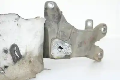 Second-hand car spare part engine support for audi q5 (8rb) 2.0 tdi quattro oem iam references 8k0199308be  