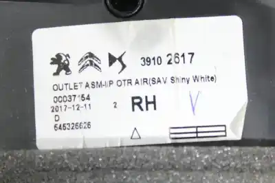Автозапчастина б/у аераційна решіта для citroen c3 aircross ii (2r_, 2c_) 1.2 puretech 110 (2rhnzb, 2rhnzw, 2rhnpx, 2rhnpj) посилання на oem iam 39102617  