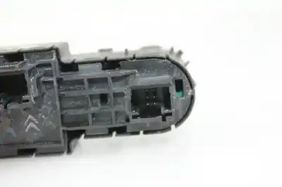 Автозапчастина б/у передні вікний вмикач для citroen c3 aircross ii (2r_, 2c_) 1.2 puretech 110 (2rhnzb, 2rhnzw, 2rhnpx, 2rhnpj) посилання на oem iam 96786264zd  
