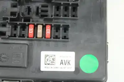 Pezzo di ricambio per auto di seconda mano scatola relè/fusibili per opel insignia a (g09) 2.0 cdti (68) riferimenti oem iam 529050199  