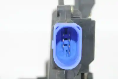 Peça sobressalente para automóvel em segunda mão fechadura da porta dianteira direita por audi a3 (8p1) 1.9 tdi referências oem iam 4e1837016  