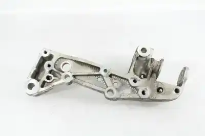 Pezzo di ricambio per auto di seconda mano Braccio Sospensione Inferiore Anteriore Destro per AUDI A3 (8P1) 1.9 TDI Riferimenti OEM IAM 1K0199296E  