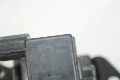 Second-hand car spare part passenger side right window regulator for bmw 3 (e90) 320 d oem iam references 6927028  