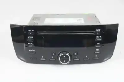Pièce détachée automobile d'occasion SYSTÈME AUDIO / RADIOCD pour FIAT PUNTO (199_) 1.4 (199AXB1A 199BXB1A 199BXB11 199AXB11) Références OEM IAM 0519891860  