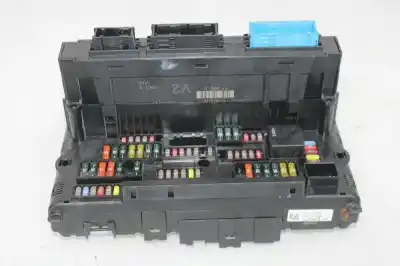 Peça sobressalente para automóvel em segunda mão caixa de fusíveis e relés por bmw 5 (f10) 520 d referências oem iam 925281501