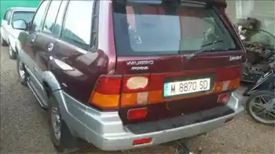 Pezzo di ricambio per auto di seconda mano radiatore d acqua per ssangyong musso 2.9 d riferimenti oem iam   