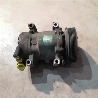 Pezzo di ricambio per auto di seconda mano COMPRESSORE ARIA CONDIZIONATA per RENAULT CLIO I (B/C57_, 5/357_)  Riferimenti OEM IAM 770111235  1917G
