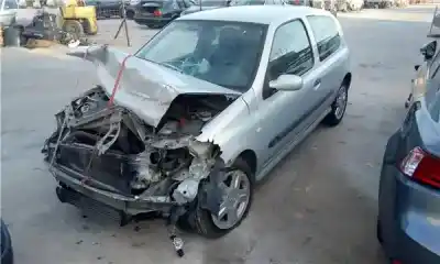 Автозапчасти б/у тнвд насос за renault clio ii fase ii (b/cb0) 1.5 dci diesel 101 cv / 74 kw ссылки oem iam r9042a041a  8200423059 / 8200057225