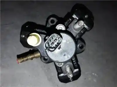 Pezzo di ricambio per auto di seconda mano pompa diniezione per renault kangoo (f/kc0) 1.9 dci diesel cat 84 cv / 62 kw riferimenti oem iam 0445010018  7700111010