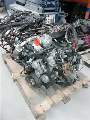Pezzo di ricambio per auto di seconda mano motore completo per bmw serie 3 berlina (e46) 2.0 320d riferimenti oem iam   136cv