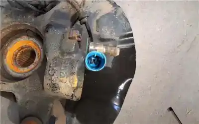 Second-hand car spare part front left knuckle for bmw serie x3 (e83) 2.0d oem iam references   