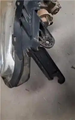 Peça sobressalente para automóvel em segunda mão farol / farolim esquerdo por ssangyong korando 2.0 td cat referências oem iam   