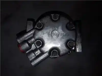 Автозапчастина б/у КОМПРЕСОР КОНДИЦИОНЕРА для RENAULT CLIO II FASE II (B/CB0)  Посилання на OEM IAM 1416F  7700273801