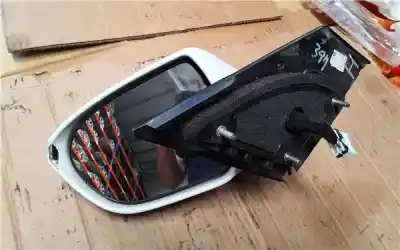 İkinci el araba yedek parçası sol ayna için hyundai i40 i cw (vf) 1.7 crdi oem iam referansları   8 cables