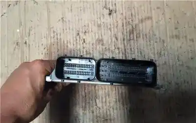 Peça sobressalente para automóvel em segunda mão centralina de motor uce por jeep compass (mp, m6, mv, m7) 1.4 multiair referências oem iam 68331115ac / p5va64dx9af  2467190 / 50053480 / 8gmll4