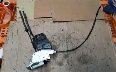 İkinci el araba yedek parçası arka sag kapi kilidi için jeep compass (mp, m6, mv, m7) 1.4 multiair oem iam referansları   p04589914ae