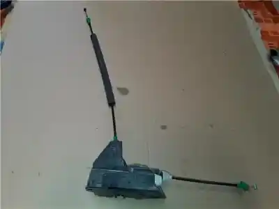 İkinci el araba yedek parçası SOL ARKA KAPI KILIDI için JAGUAR F-PACE (X761)  OEM IAM referansları   HK8324995AB