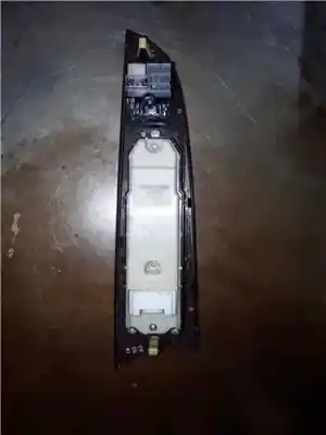 Second-hand car spare part left front power window switch for lexus is (ds2/is2) 2.2 220d [2.2 ltr. - 130 kw d-cat] oem iam references 514569d  8404053080