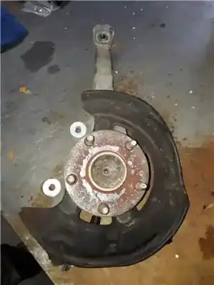 Second-hand car spare part front right knuckle for lexus is ii (_e2_) 220d (ale20) oem iam references   