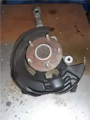 Second-hand car spare part front left knuckle for lexus is (ds2/is2) 2.2 220d [2.2 ltr. - 130 kw d-cat] oem iam references   