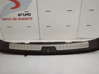 Peça sobressalente para automóvel em segunda mão moldagem por bmw x6 (f16, f86) xdrive 40 d referências oem iam 7314704