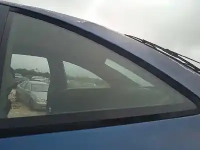 Pezzo di ricambio per auto di seconda mano vetro di custodia posteriore sinistro per fiat coupe (175_) 1.8 16v riferimenti oem iam 0046305513