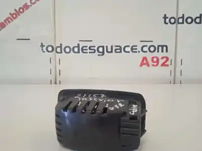 Tweedehands auto-onderdeel binnenlicht voor scania baureihe 4 (p/r 124 l) (1996) fsa 420 (4x2) e2/e3 largo cr 19 topline oem iam-referenties 2038533  