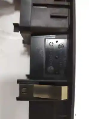 Second-hand car spare part right front power window switch for dodge journey 2.0 16v crd cat oem iam references 68029178  