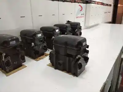 Pezzo di ricambio per auto di seconda mano testata motore per scania baureihe 4 (p/r 124 l) (1996) fsa 420 (4x2) e2/e3 largo cr 19 topline riferimenti oem iam 1909203  