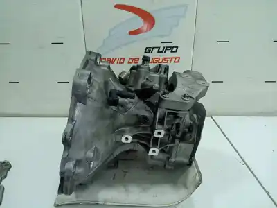 Second-hand car spare part gearbox for opel corsa c 1.3 16v cdti cat (z 13 dt / ln9) oem iam references 13130732  