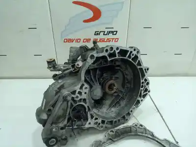 Second-hand car spare part gearbox for opel corsa c 1.3 16v cdti cat (z 13 dt / ln9) oem iam references 13130732  