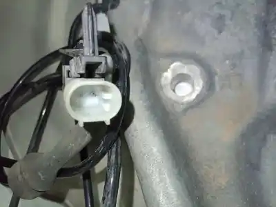 Second-hand car spare part front left knuckle for jaguar xf portfolio 180 cv / 132 kw oem iam references   