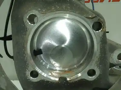 Second-hand car spare part front left knuckle for jaguar xf portfolio 180 cv / 132 kw oem iam references   