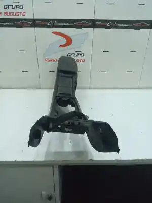 Second-hand car spare part center armrest for volvo v40 fastback (525) d2 oem iam references 08632777  