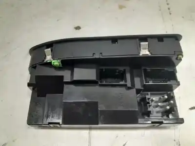 Second-hand car spare part left front power window switch for bmw 5 (e60) 523 i oem iam references 8380646  